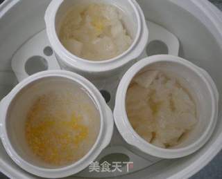 爱在其盅之雪梨银耳糖水的做法步骤：2