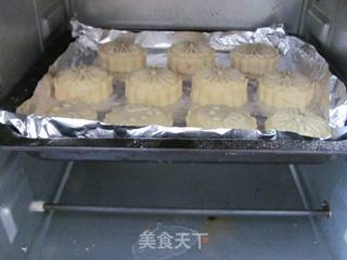 肉松月饼的做法步骤:16