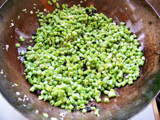 心蓝手制私房菜【口味豆角碎】——节日里的小确幸,小清新的做法步骤:6