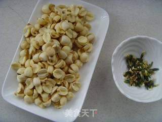 蛋黄莲蓉月饼的做法步骤:5