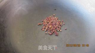 麻辣花生米的做法步骤:5