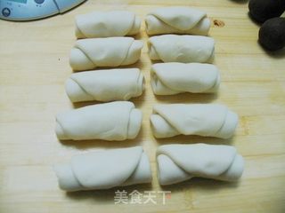 确实超好吃——豆沙蛋黄酥的做法步骤：11