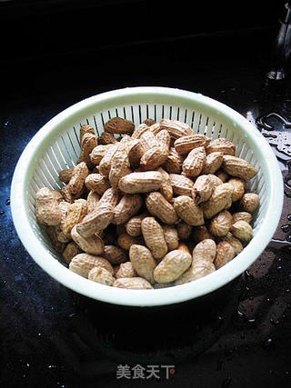 健康磨牙小零食-----卤煮花生的做法步骤:4