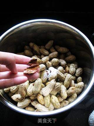 健康磨牙小零食-----卤煮花生的做法步骤：7