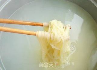 调兑冷面汁的灵魂,怎样在家做出好吃的冷面的做法步骤:4