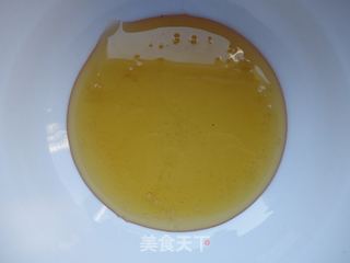 花生蛋黄.豆沙蛋黄月饼的做法步骤：5