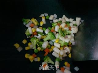 醇香诱人——芥香奶油鲜蔬意面的做法步骤：3