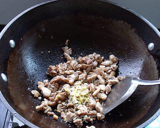 香酥芝麻兔的做法步骤:5