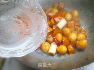 不一样的美味——鹌鹑蛋烧南瓜的做法步骤:10