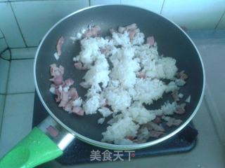 鼻孔鸡蛋包饭的做法步骤:7