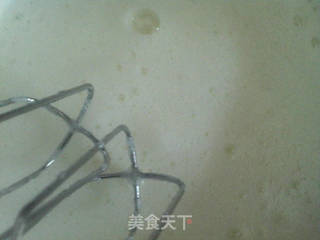 柔软细腻-原味戚风蛋糕的做法步骤:5