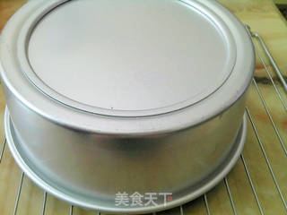 柔软细腻-原味戚风蛋糕的做法步骤:11
