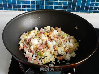 猪头肉炒饭的做法步骤:9