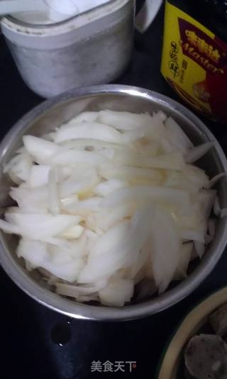 意大利面的做法步骤:2