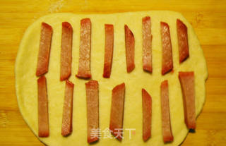 酥酥脆脆——烟熏肉司康的做法步骤:9