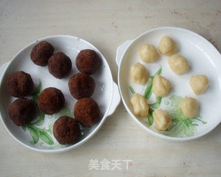 广式枣泥豆沙月饼的做法步骤:5