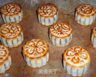 广式枣泥豆沙月饼的做法步骤:14
