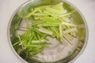 干煸牛肉丝的做法步骤：3