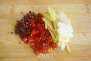 干煸牛肉丝的做法步骤：4