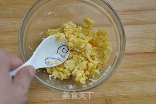 咸鸭蛋黄炒南瓜的做法步骤:5