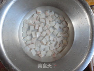 杏鲍菇爆鲈鱼的做法步骤:8