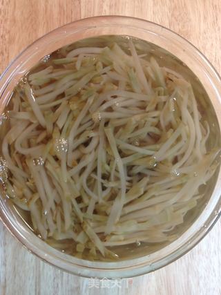榨菜肉絲－－【傳統的榨菜】減鹽新鮮嚐的做法步骤：2