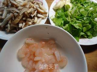 创意Q版香菇虾仁肠粉的做法步骤:2