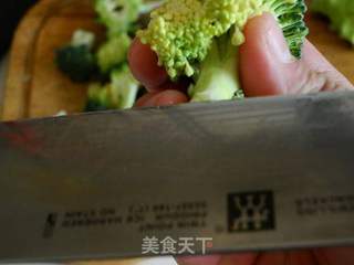 蚝油西兰花的做法步骤:2