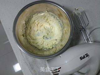 特浓奶香蓝莓酱酥饼的做法步骤:3