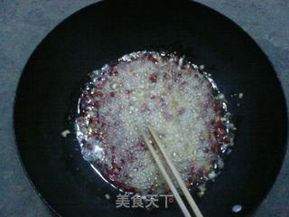 小朱牌爱心牛肉辣酱的做法步骤:5