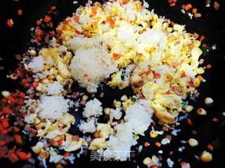美味营养蛋炒饭的做法步骤:6