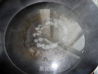猪骨玉米胡萝卜汤的做法步骤:2