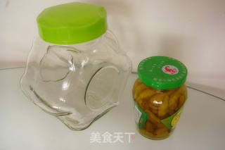 泡椒凤爪---休闲必备的做法步骤:2