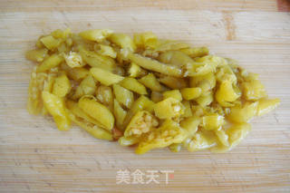 泡椒凤爪---休闲必备的做法步骤:4