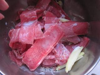 快手爽滑青椒牛肉的做法步骤:4