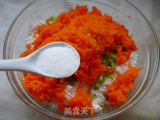 胡萝卜鸡蛋饼的做法步骤：6