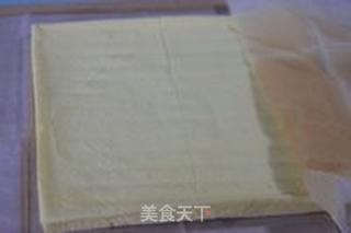 黄桃蛋糕卷的做法步骤：9