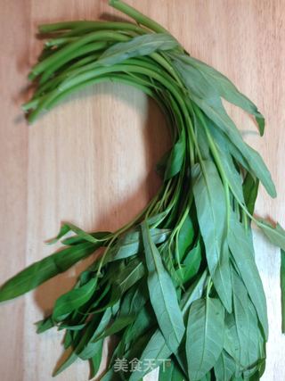 沙茶羊肉炒空心菜【傳統的羊肉食譜】新鮮嚐的做法步骤:3