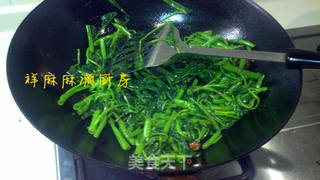 呛炒空心菜的做法步骤:4