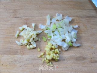 家常菜飘香——简易版干煸豆角的做法步骤:5
