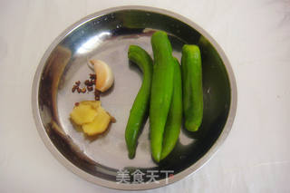 青椒肉丝--普通家常菜的做法步骤:2