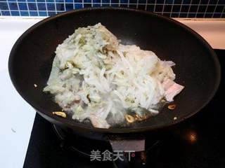 猪肉酸菜炖粉条的做法步骤:7