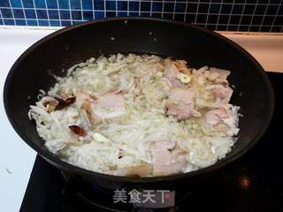 猪肉酸菜炖粉条的做法步骤:9