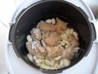 九阳沸腾压力煲试用报告【老妈蹄花】的做法步骤:4