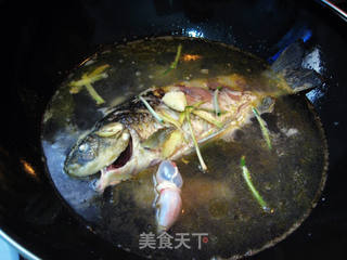 醋椒鲫鱼的做法步骤:4