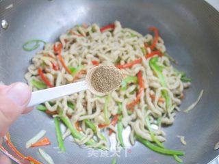 鲜美蛋白质——蚝油三丝的做法步骤:6