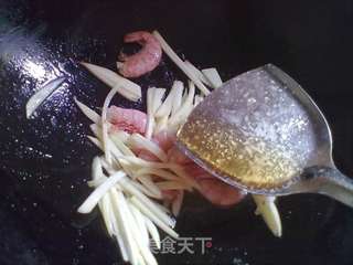 鲍汁海虾乌冬面的做法步骤:5