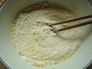 葡萄干玉米发糕的做法步骤:2