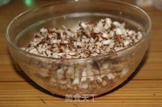 鲜味--香菇猪肉饺子的做法步骤:2
