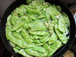 自制干梅豆的做法步骤:4